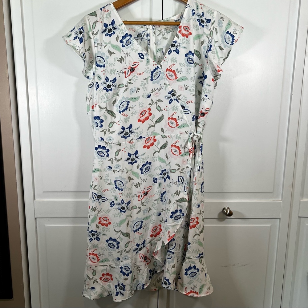 LOFT Dress Women's Size 10 Wrap Design Floral Midi Dress White‎ Blue New